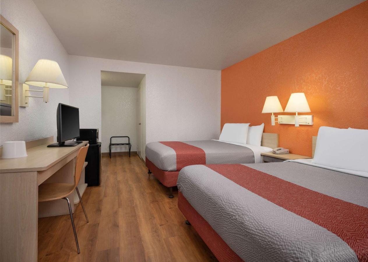 Motel 6-Buena Park, Ca - Knotts Berry Farm - Disneyland Luaran gambar