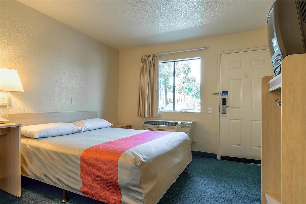 Motel 6-Buena Park, Ca - Knotts Berry Farm - Disneyland Luaran gambar