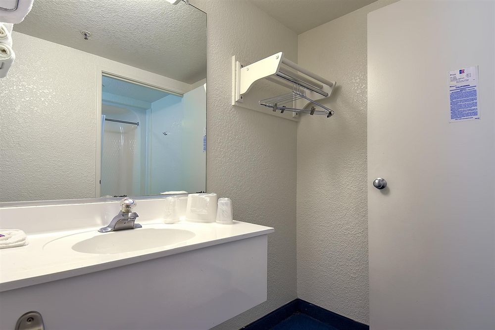 Motel 6-Buena Park, Ca - Knotts Berry Farm - Disneyland Luaran gambar