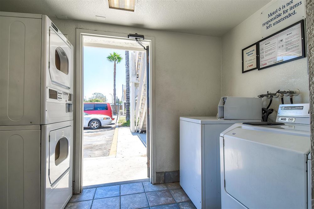 Motel 6-Buena Park, Ca - Knotts Berry Farm - Disneyland Luaran gambar