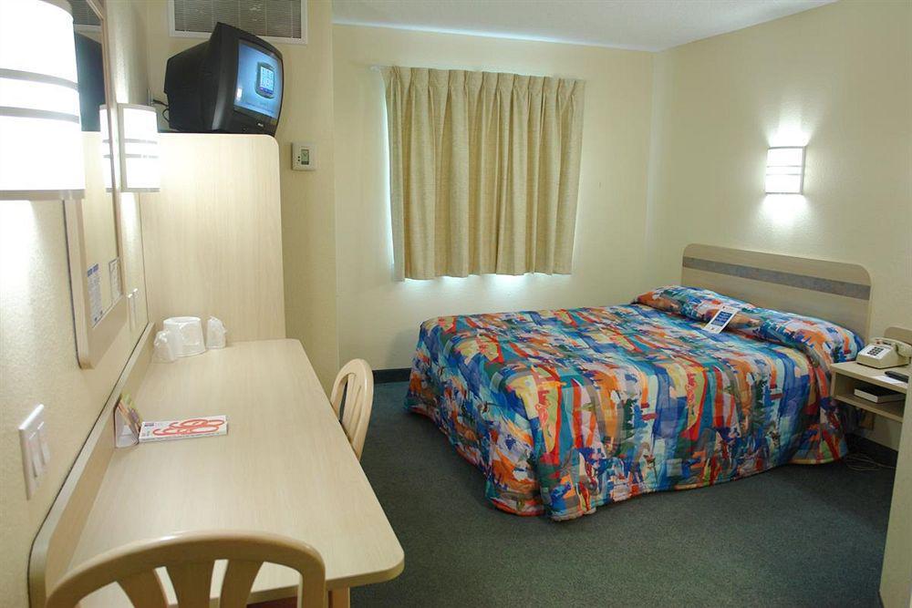 Motel 6-Buena Park, Ca - Knotts Berry Farm - Disneyland Luaran gambar